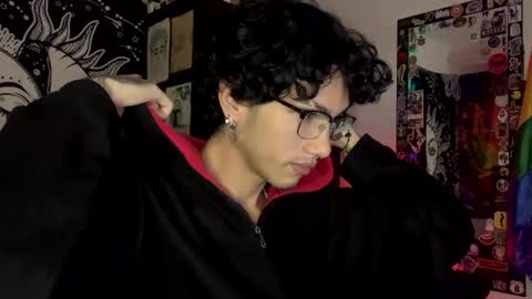 Snapshot of oliver_fast_ chatting on October 27, 8:18 am Oliver fast online show from October 27, 8:18 am