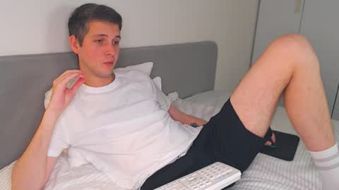 Oliver online show from November 18, 4:55 pm