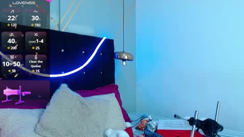 Snapshot of oliver_king_sex chatting on December 13, 6:38 pm Oliver Smith online show from December 13, 6:38 pm