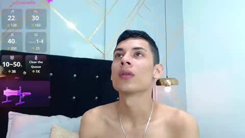 Snapshot of oliver_king_sex chatting on January 23, 3:11 pm Oliver Smith online show from January 23, 3:11 pm