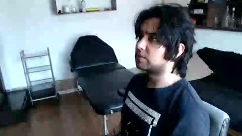 oliver_laid_2023 online show from October 21, 6:41 pm