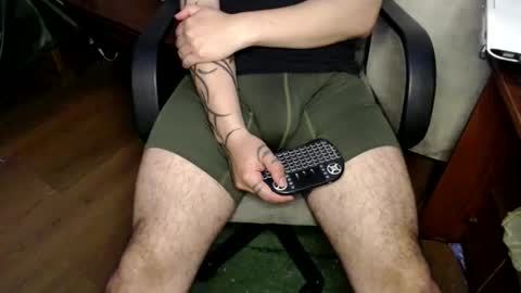 oliver_laid_2023 online show from November 29, 6:38 am