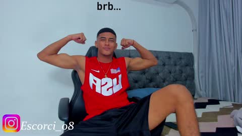 oliver_smith_2 online show from January 17, 3:12 am