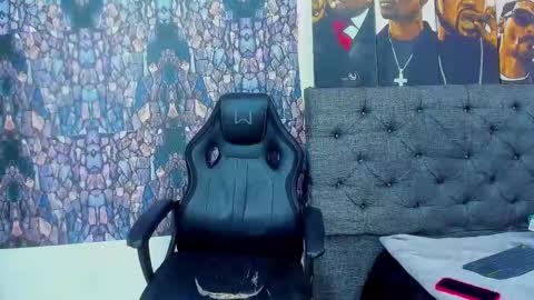 oliver_smith_2 online show from February 17, 3:53 pm