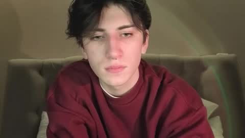 Snapshot of oliver_star_boy chatting on February 13, 5:53 pm oliver online show from February 13, 5:53 pm