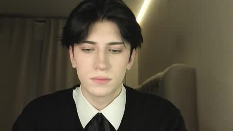 Snapshot of oliver_star_boy chatting on February 28, 5:03 pm oliver online show from February 28, 5:03 pm