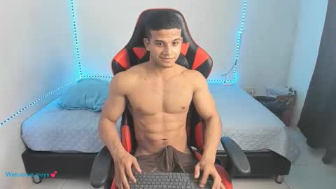 oliver thompsson online show from March 31, 3:30 am