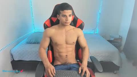 oliver thompsson online show from April 4, 2:21 am