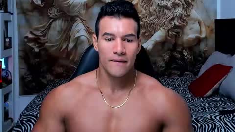 oliver_tommy online show from October 17, 1:03 pm