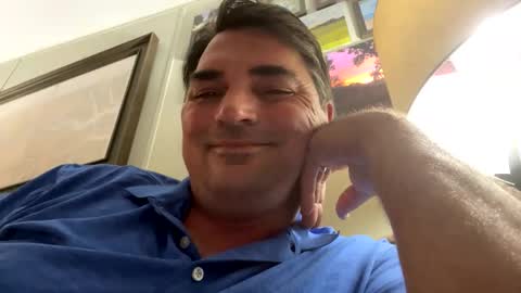 Snapshot of oliverclothesoff1211 chatting on April 12, 12:59 am oliverclothesoff1211 online show from April 12, 12:59 am