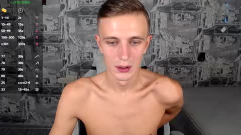 Oliver online show from September 9, 10:04 am