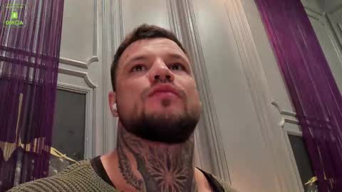 Snapshot of oliversport chatting on February 14, 10:56 am OliverSport online show from February 14, 10:56 am