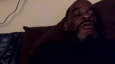 olivertwist1273 online show from October 3, 4:53 am