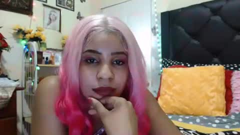 Snapshot of olivia119 chatting on January 1, 1:15 am Olivia online show from January 1, 1:15 am