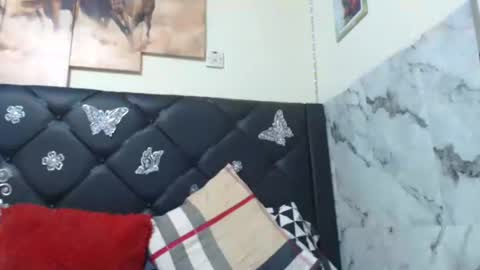 Snapshot of olivia119 chatting on February 2, 12:46 pm Olivia online show from February 2, 12:46 pm