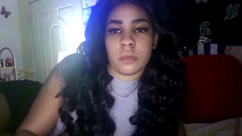 Snapshot of olivia119 chatting on February 10, 12:19 am Olivia online show from February 10, 12:19 am