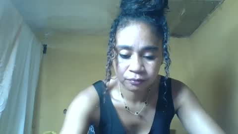 olivia9794 online show from June 22, 4:15 pm