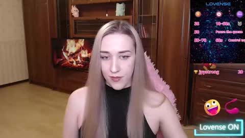 olivia_daze online show from March 5, 6:15 pm