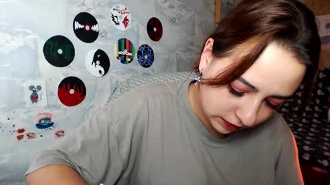 Snapshot of olivia_defo chatting on September 18, 11:56 am olivia_defo online show from September 18, 11:56 am