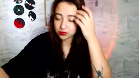 Snapshot of olivia_defo chatting on September 25, 6:50 am olivia_defo online show from September 25, 6:50 am
