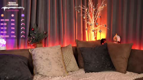 SaraConor online show from December 22, 5:12 am