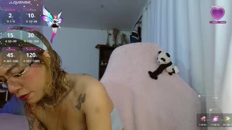 Olivia online show from October 15, 9:09 am