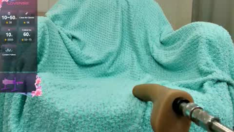 Olivia Hi guys Follow me  online show from January 6, 1:09 am