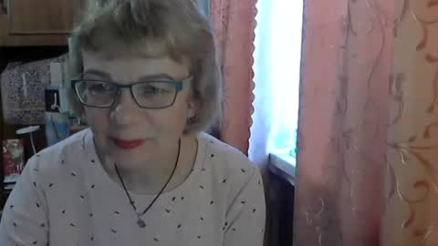 Snapshot of olivia_mia25 chatting on March 16, 7:12 am Olivia Mia online show from March 16, 7:12 am