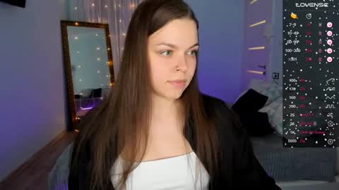 Olivia online show from February 10, 9:25 am