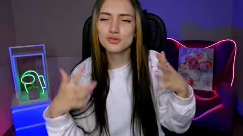 olivia_norton_ online show from November 4, 2:49 pm