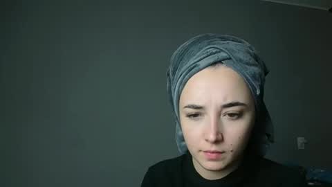 Olivia online show from November 28, 12:08 pm