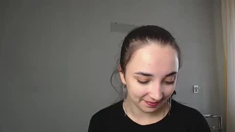 Olivia online show from April 18, 11:36 am