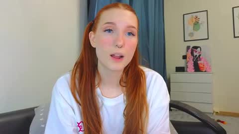 Snapshot of olivia_rid chatting on March 8, 10:45 pm OLIVIA online show from March 8, 10:45 pm