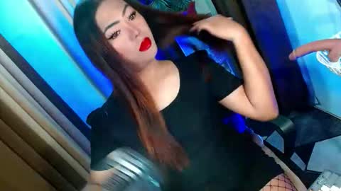 Miss OLIVIA online show from September 21, 9:33 am