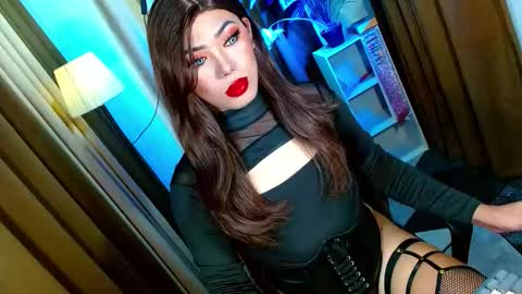 Miss OLIVIA online show from November 7, 8:58 am