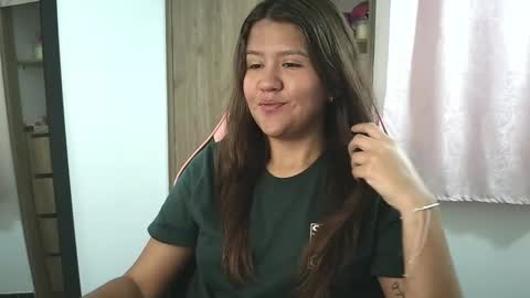 Olivia online show from October 14, 12:50 pm