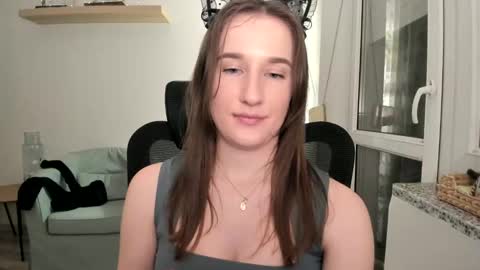 Oliwiaa2004 online show from March 11, 10:53 pm