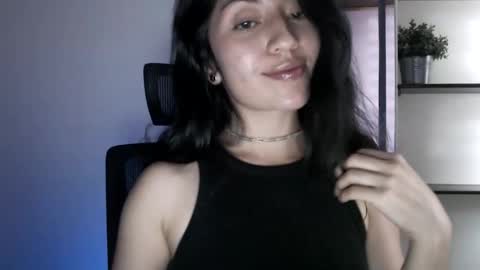 oliviaaa__ online show from October 19, 8:20 pm