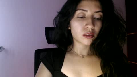 oliviaaa__ online show from July 8, 5:28 pm