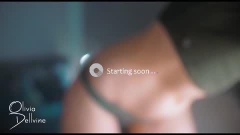 Snapshot of oliviadellvine chatting on July 12, 1:51 am Olivia online show from July 12, 1:51 am