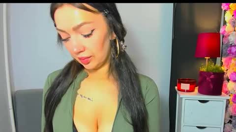 OliviaDirty online show from April 28, 6:51 am