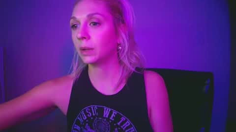 oliviajadex online show from November 18, 3:23 am