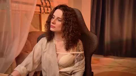 Liv online show from February 27, 7:58 pm