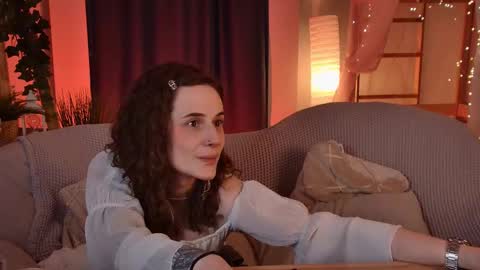 Snapshot of oliviamcclean chatting on March 26, 3:01 am Liv online show from March 26, 3:01 am