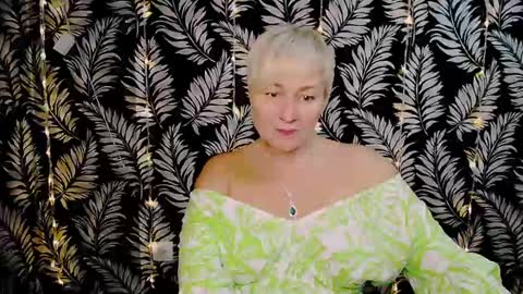 Kelly online show from December 28, 3:15 pm