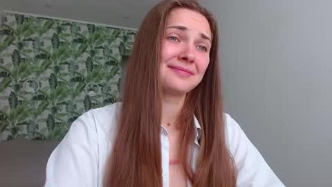 Olivia online show from October 15, 5:18 am