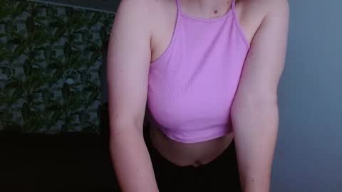 Olivia online show from November 17, 5:24 am