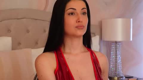 OliviaSway online show from January 15, 8:45 pm