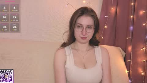 Kylie online show from April 6, 7:37 pm