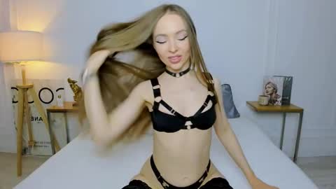 Olivia online show from December 30, 5:37 am